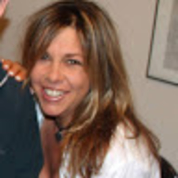 Meet your Posher, Jennine - Picture 2 of 2